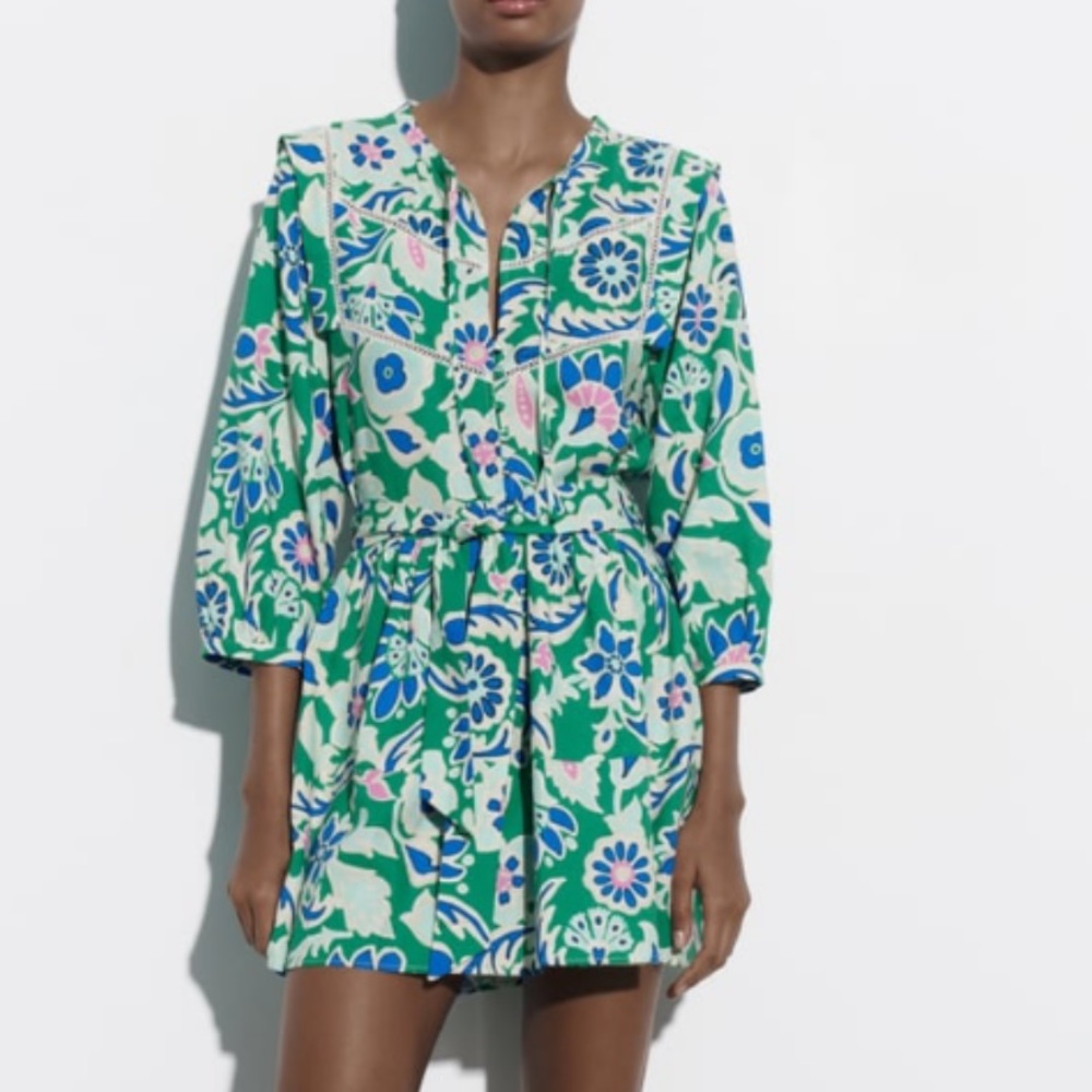 Zara Linen Green floral print mini dress with belt